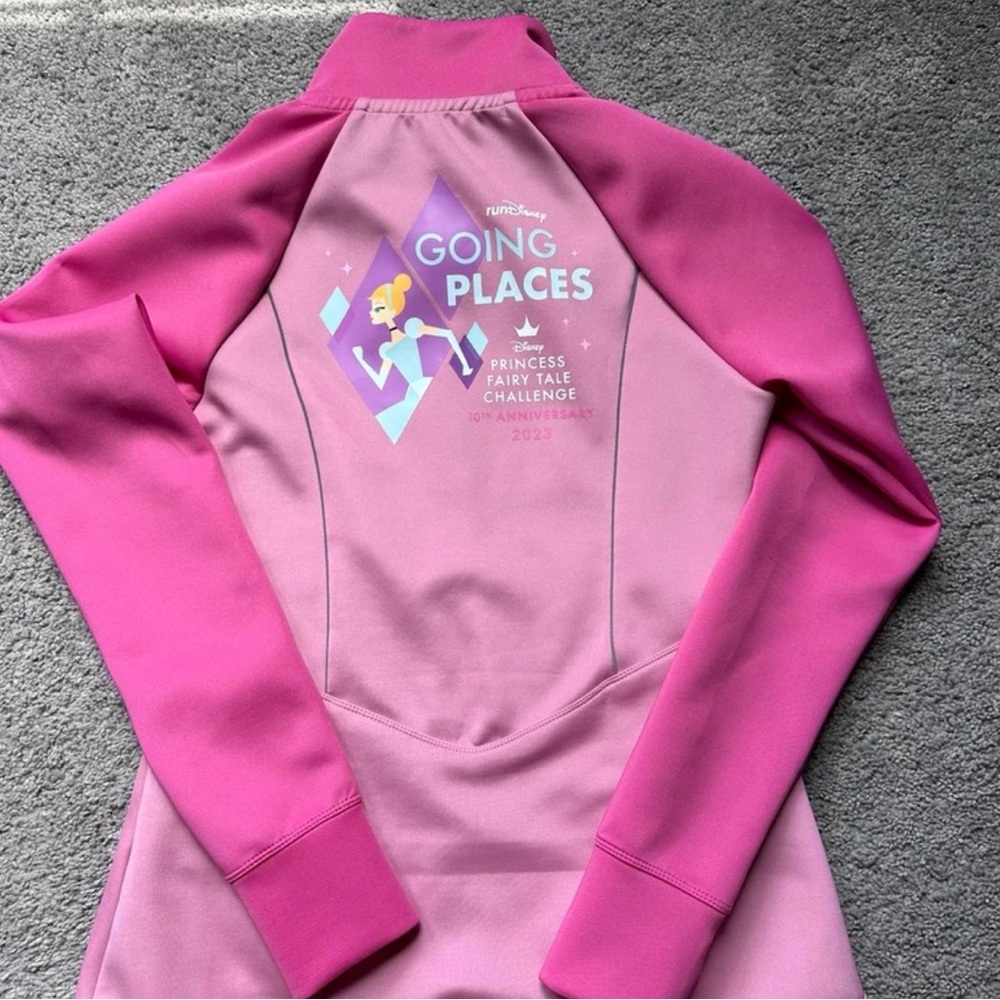 runDisney jacket 2023 Princess Fairytale Challenge 10th Anniversary XL Pink NWOT